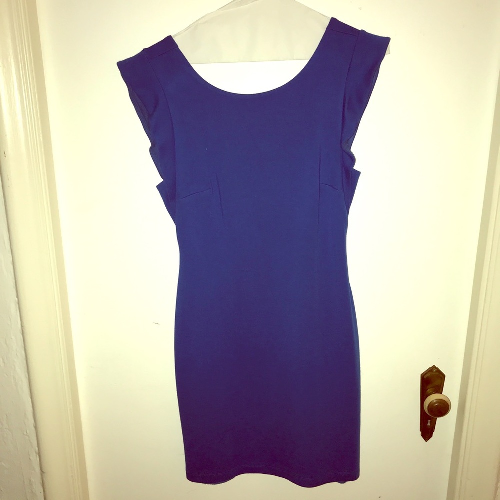 Comfortable and cute blue dress